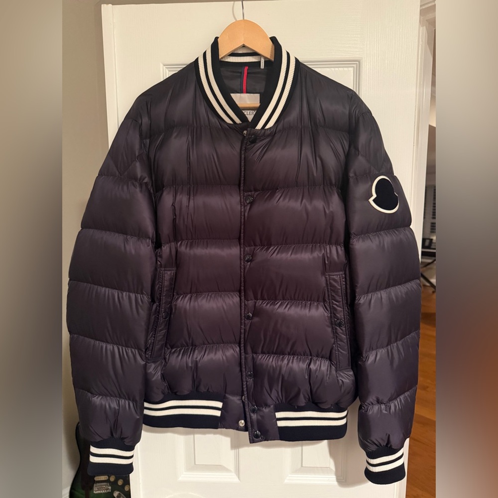 Moncler Beaufortain, Night Blue, Size 6, Never worn - In new condition